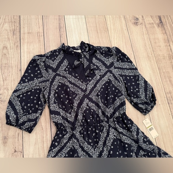 Nanette Lepore Blue and White Puff Sleeve Sundress/size 14 - Picture 9 of 13